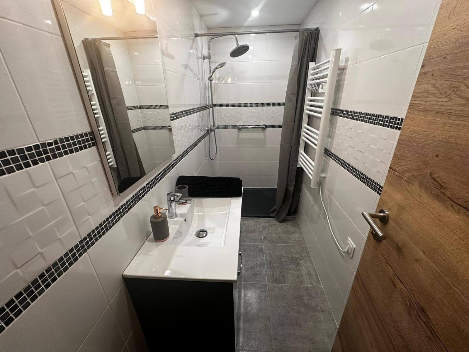 Les Chalets Bambi & Jacuzzi Privatif La Bresse Ruang foto