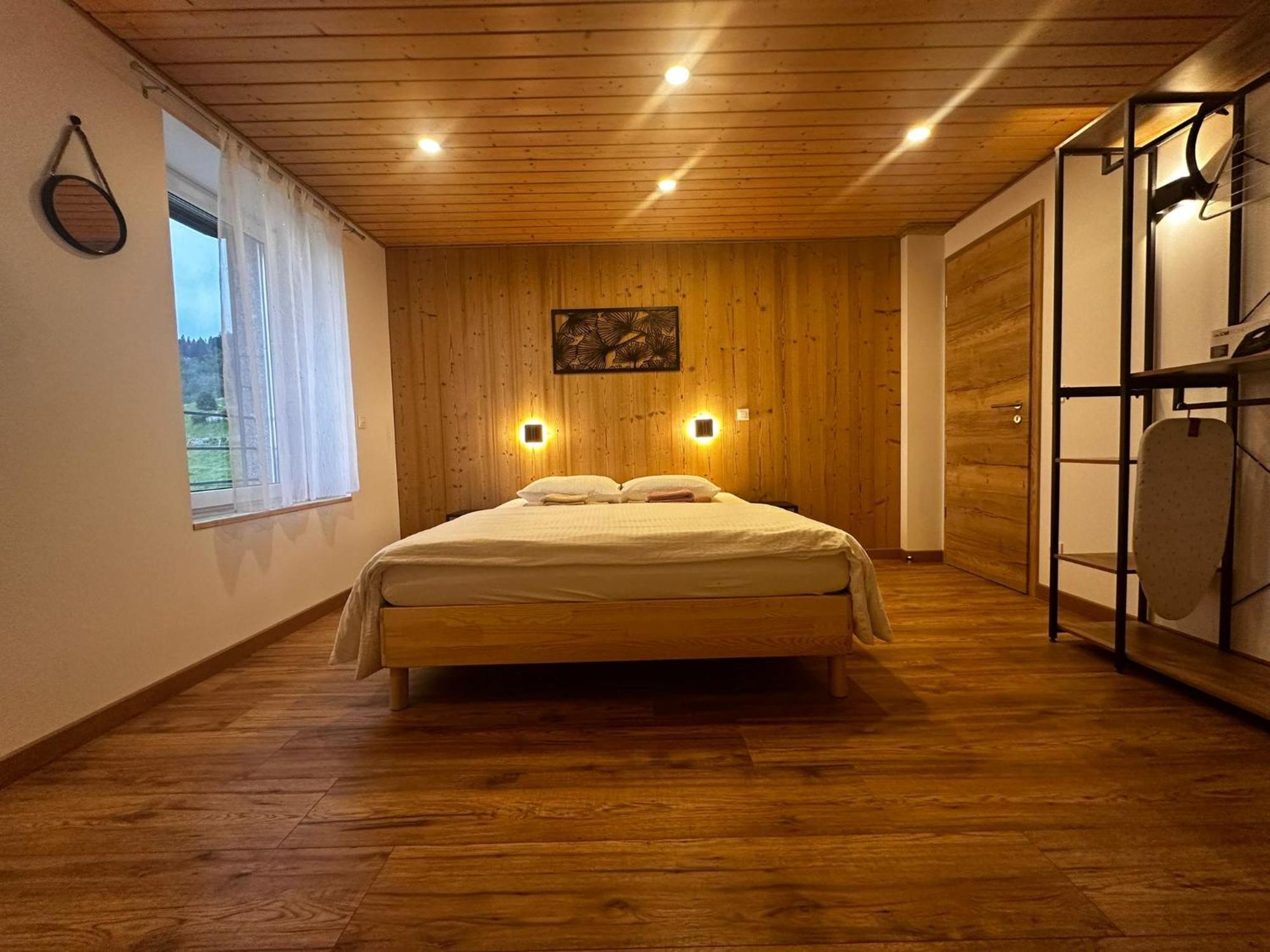Les Chalets Bambi & Jacuzzi Privatif La Bresse Ruang foto